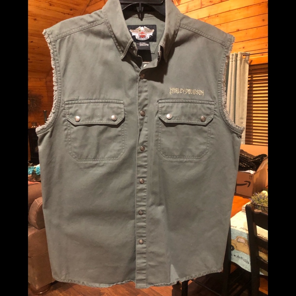 Harley men’s sleeveless shirt